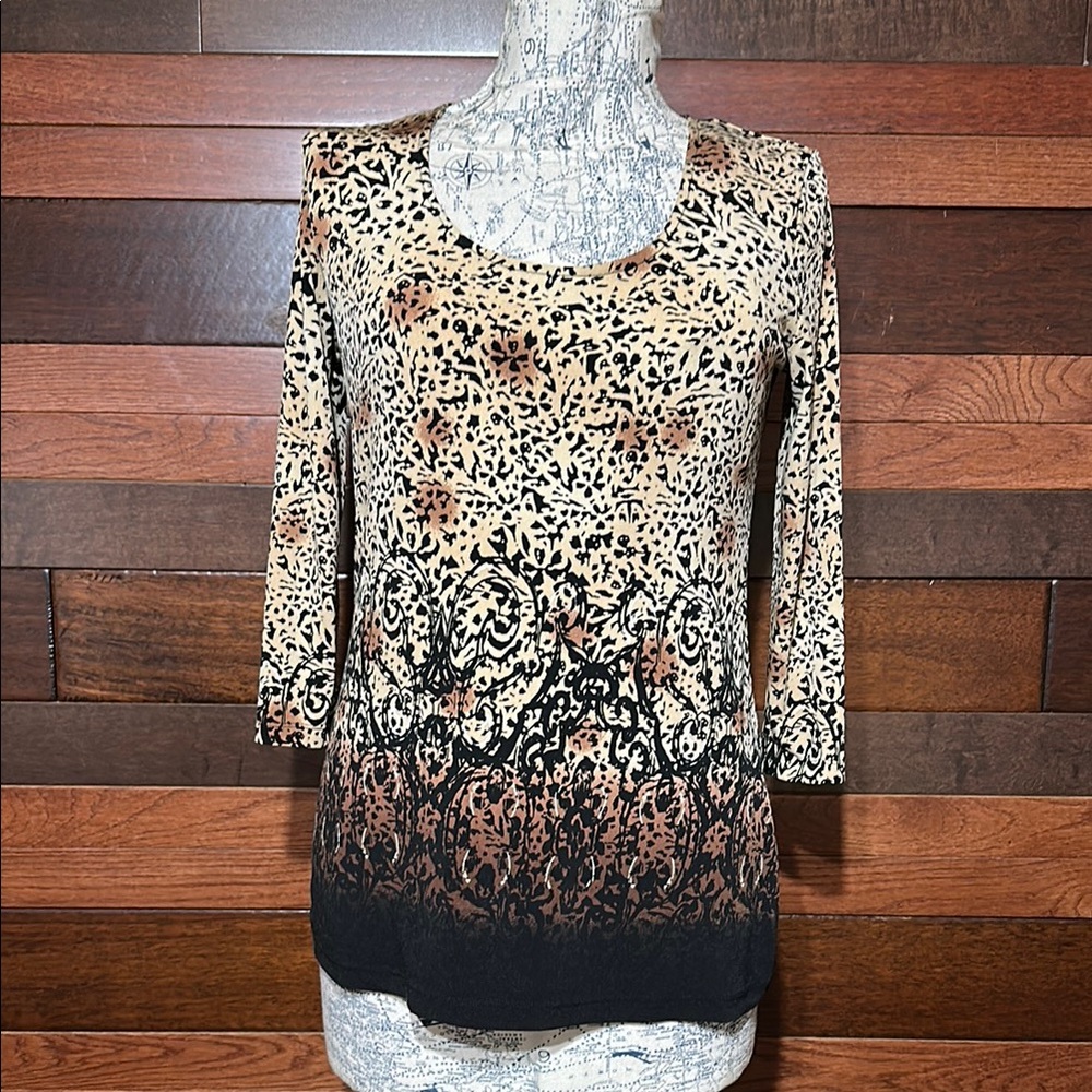 Liz Claiborne Stretchy Scoop Neck Beige and Black Blouse